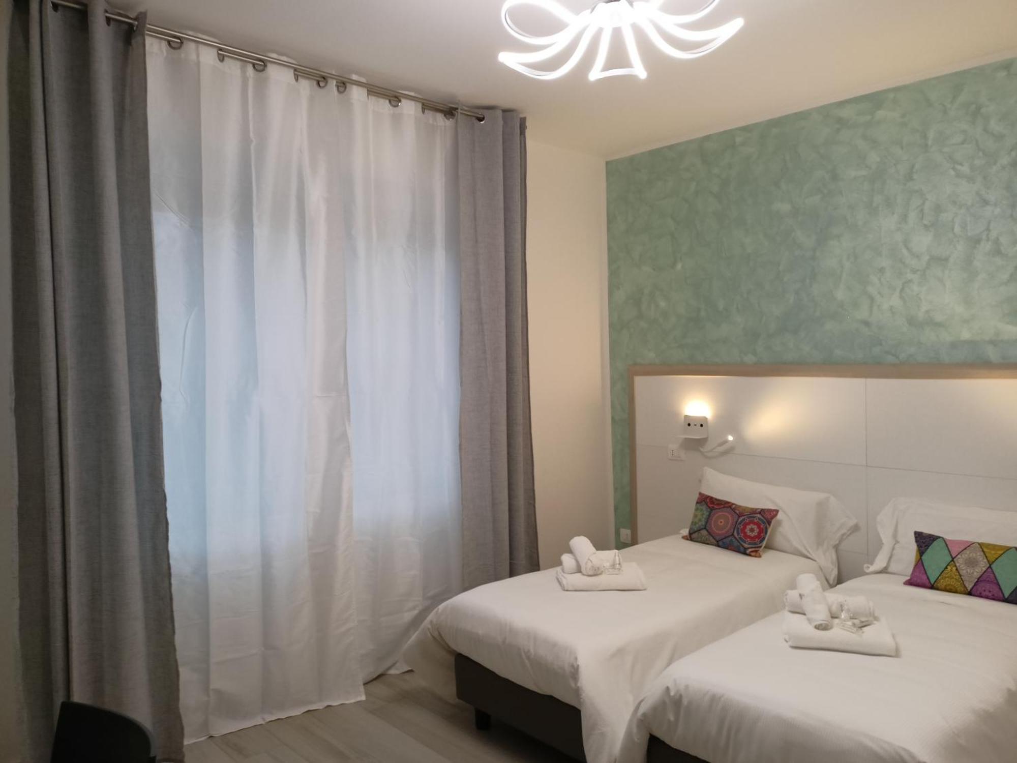 La Dea Rooms Ferrara Luaran gambar