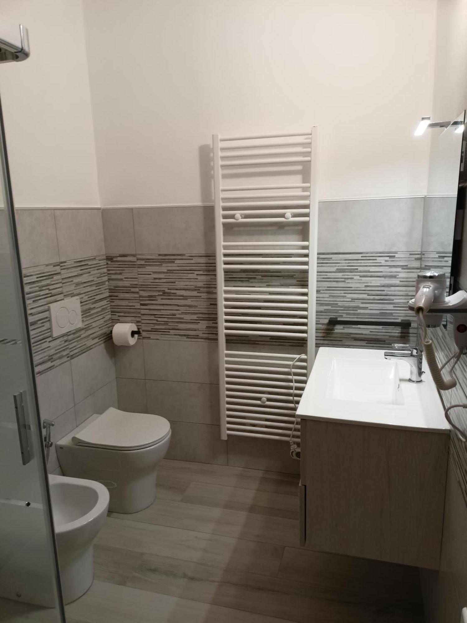 La Dea Rooms Ferrara Luaran gambar