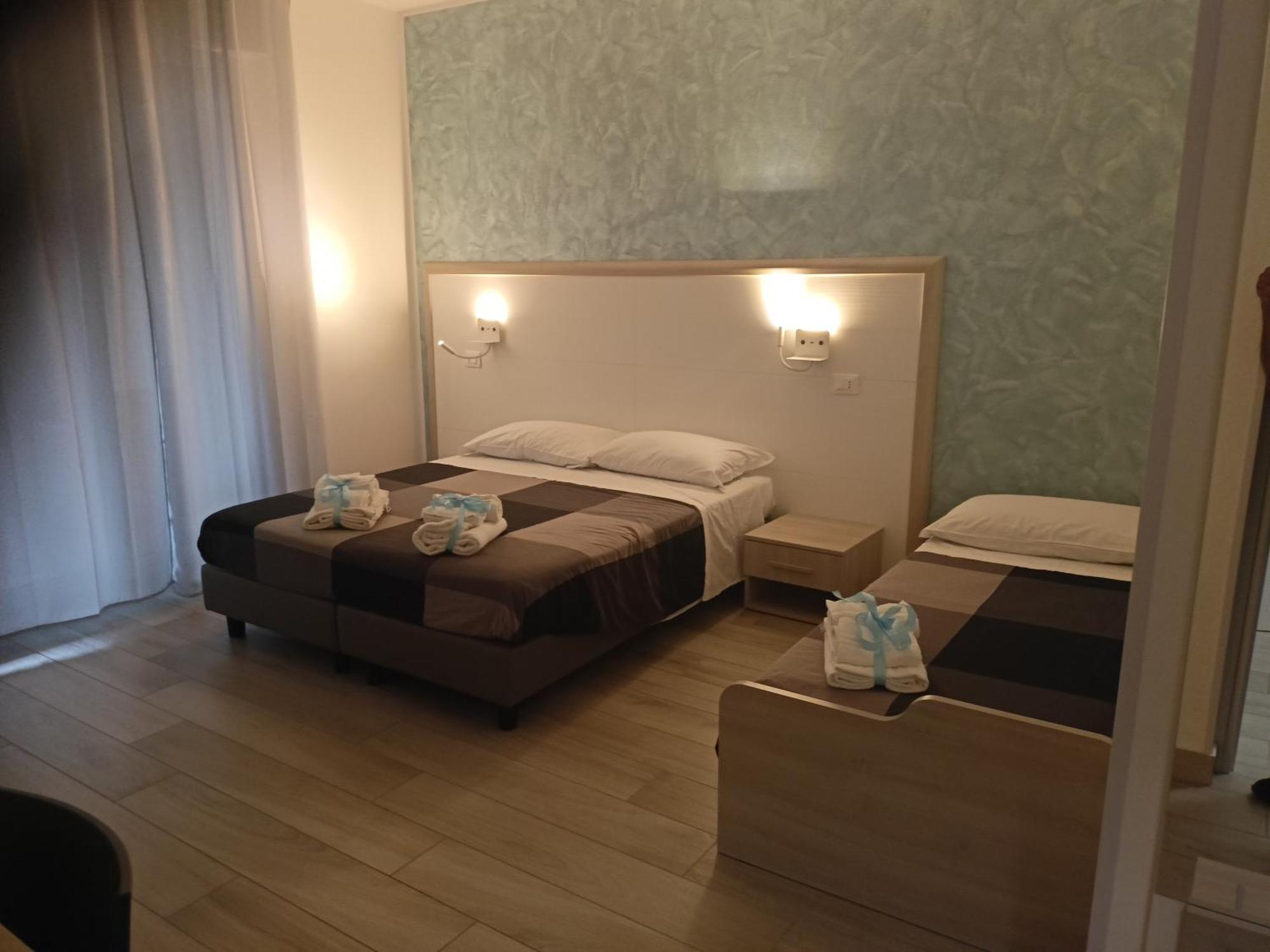 La Dea Rooms Ferrara Luaran gambar