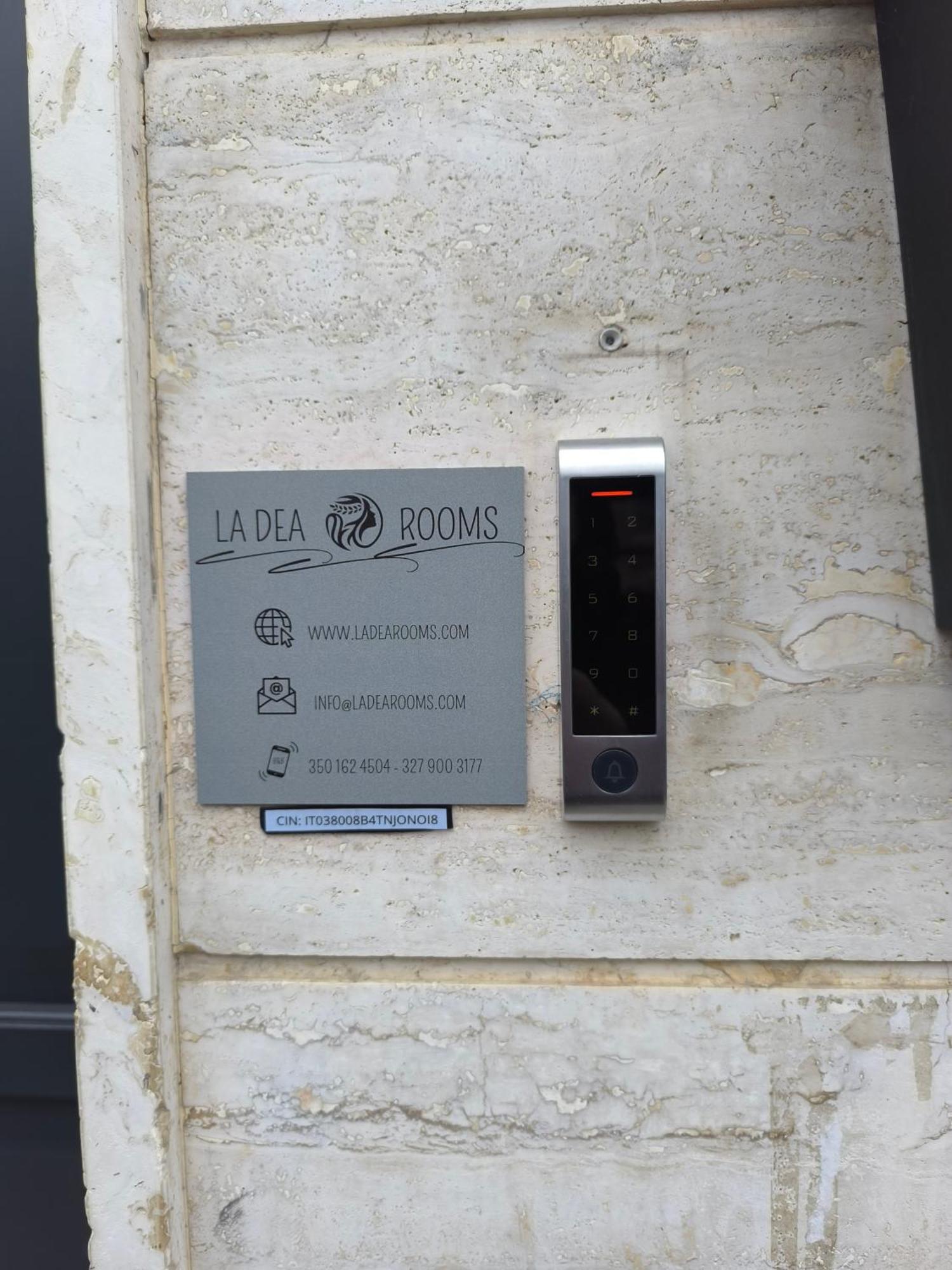 La Dea Rooms Ferrara Luaran gambar